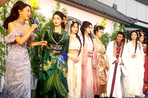 【慕容归来·巅峰再临】线下沉浸式发布会（成都站）